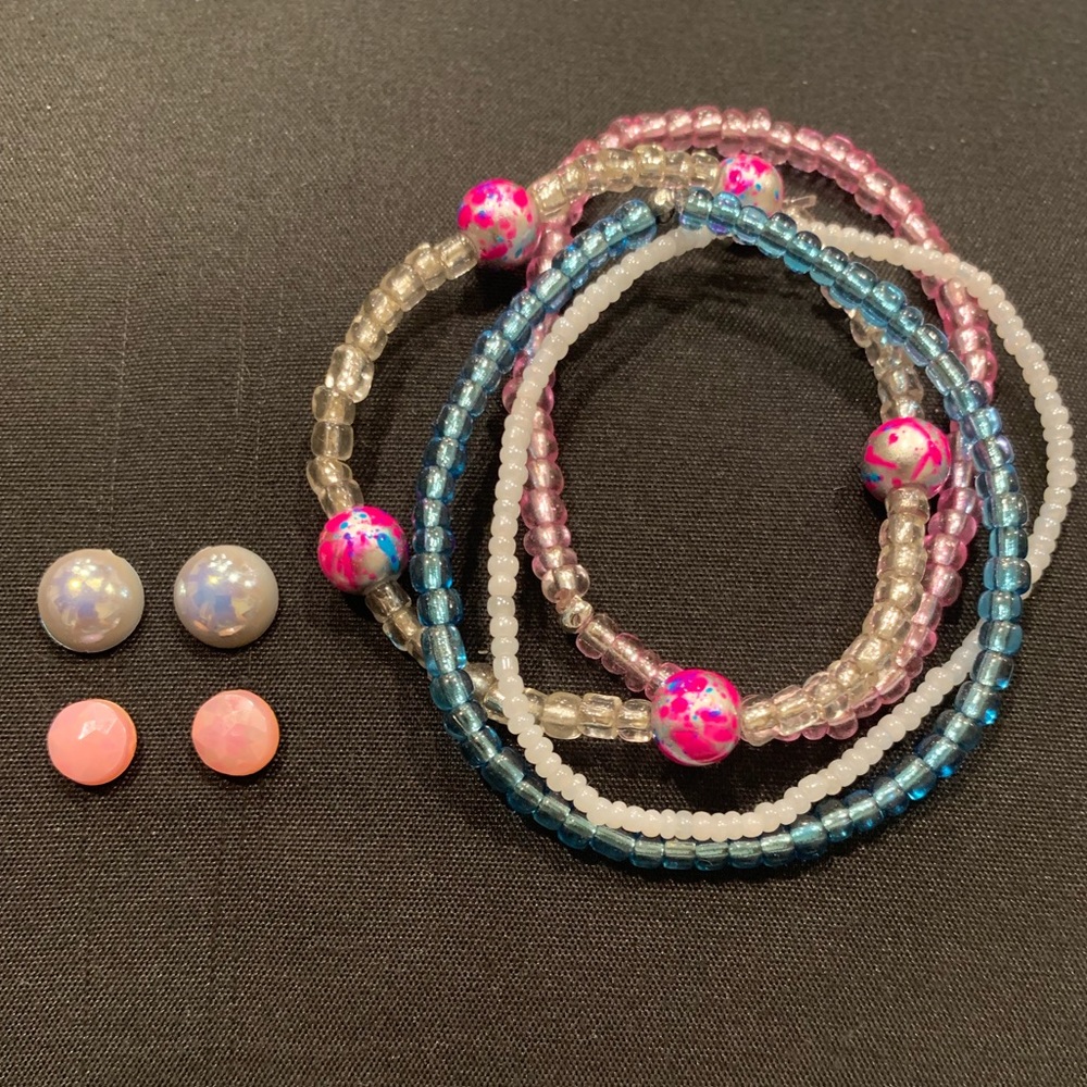 Home made Bracelet & earrings.